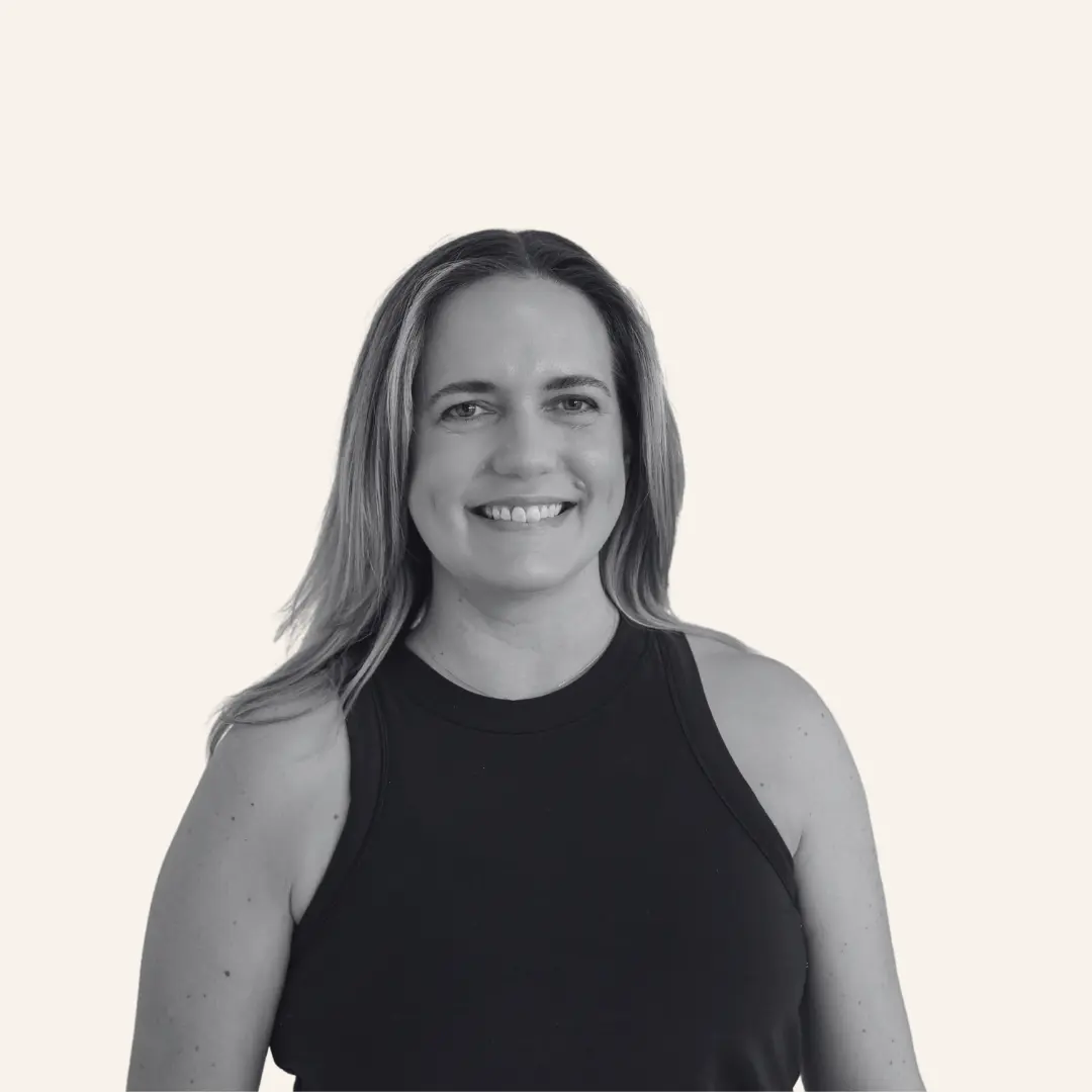 Halle brings a bright, welcoming energy to her classes and creates space to move, breathe and enjoy the practice. She encourages you to challenge yourself, listen to your body and have some fun while you are on your mat.