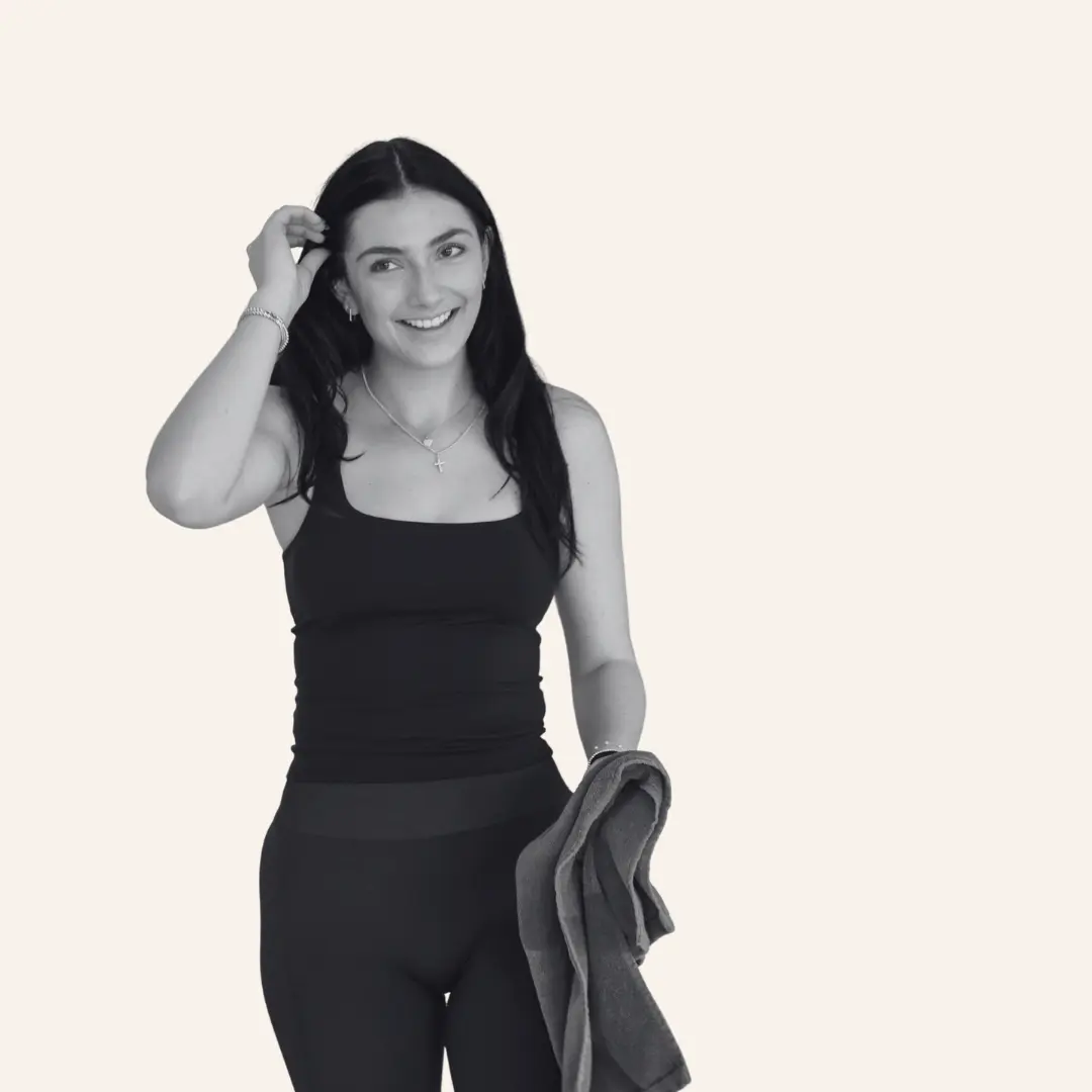 Antonia brings warmth, energy and a whole lot of heart to every class. Her teaching invites you to move, challenge yourself and connect back to what feels good in your body, all while having fun along the way.
